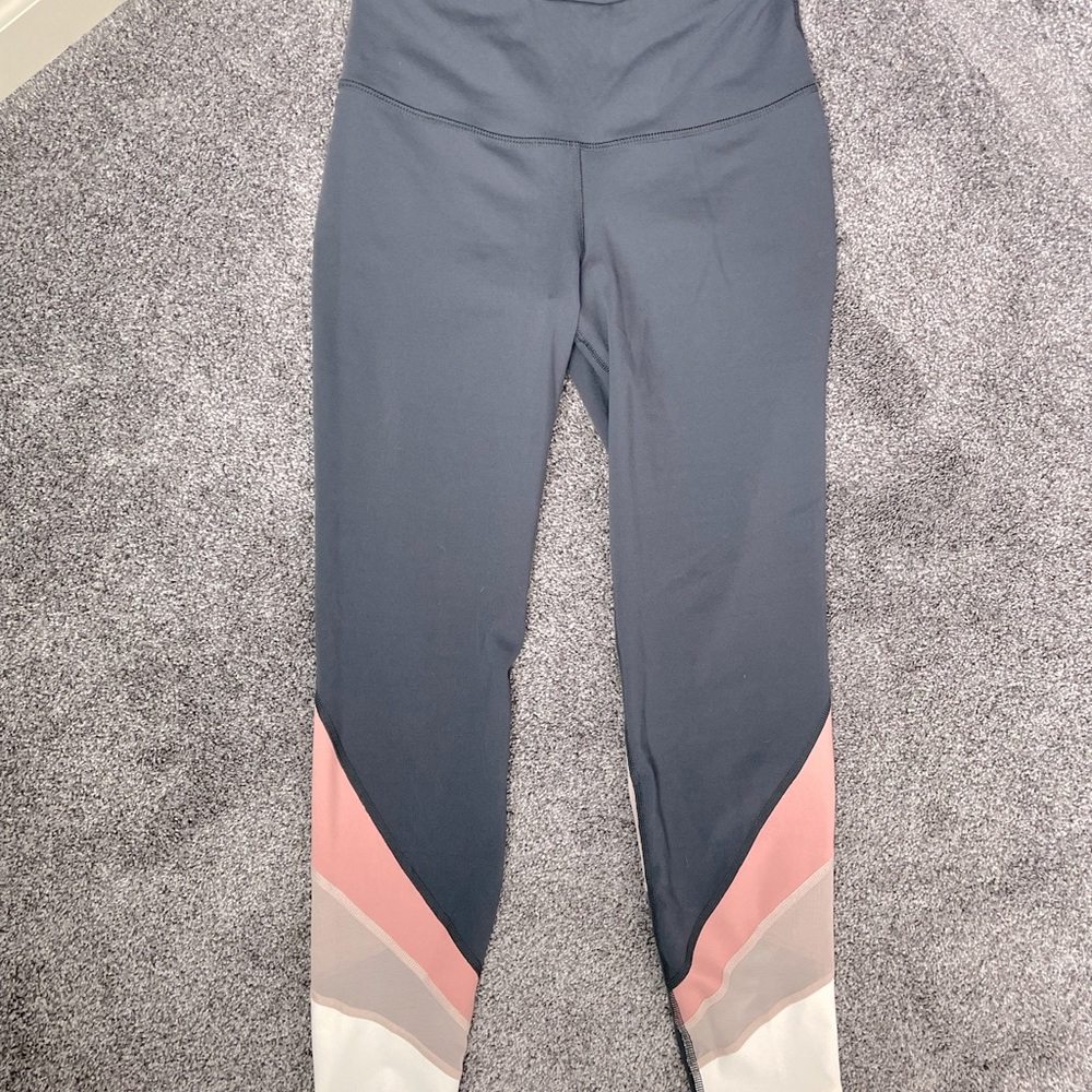 Old Navy elevate go dry legging
